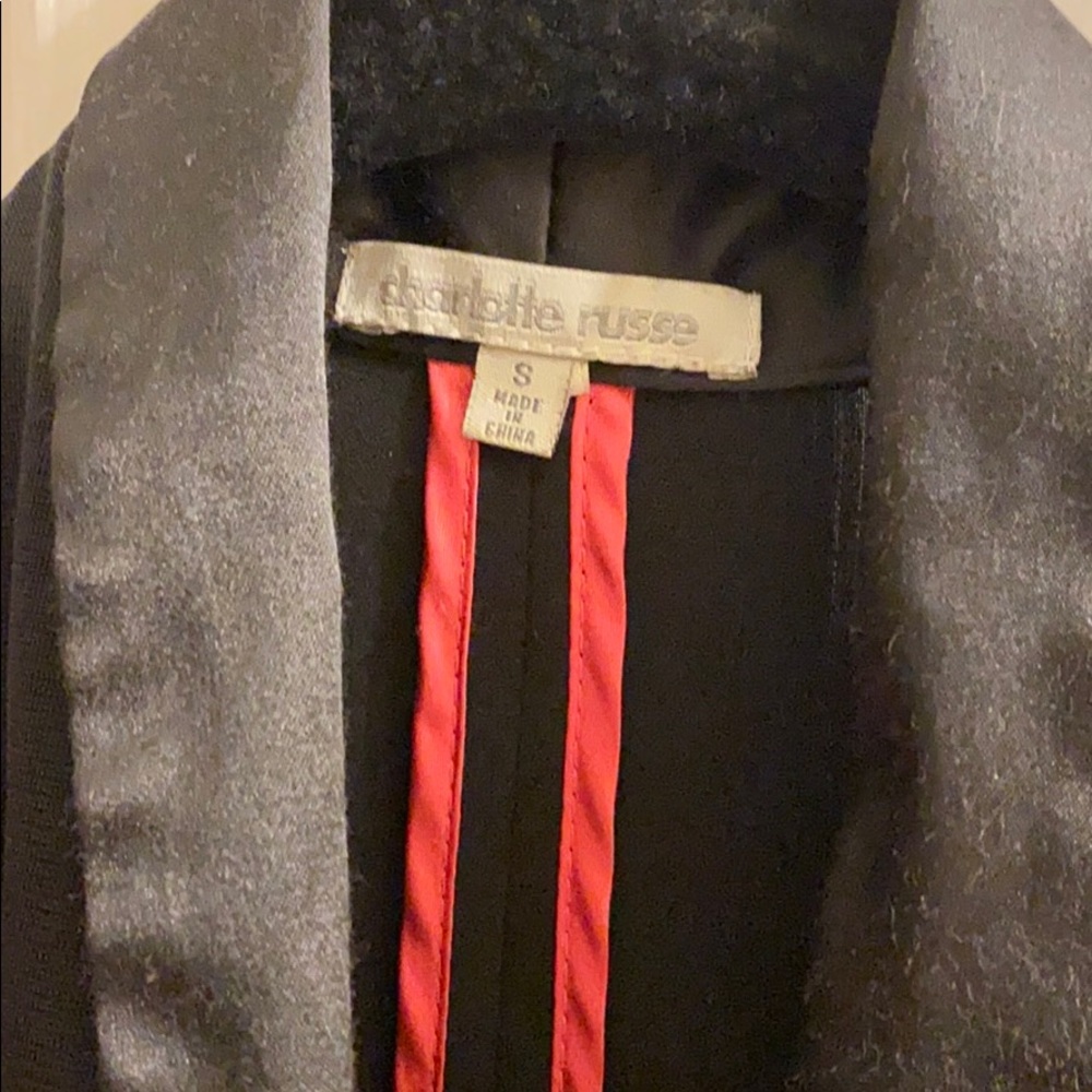 Blazer - Picture 2 of 2